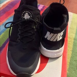 Nike Air Huarache Run Ultra